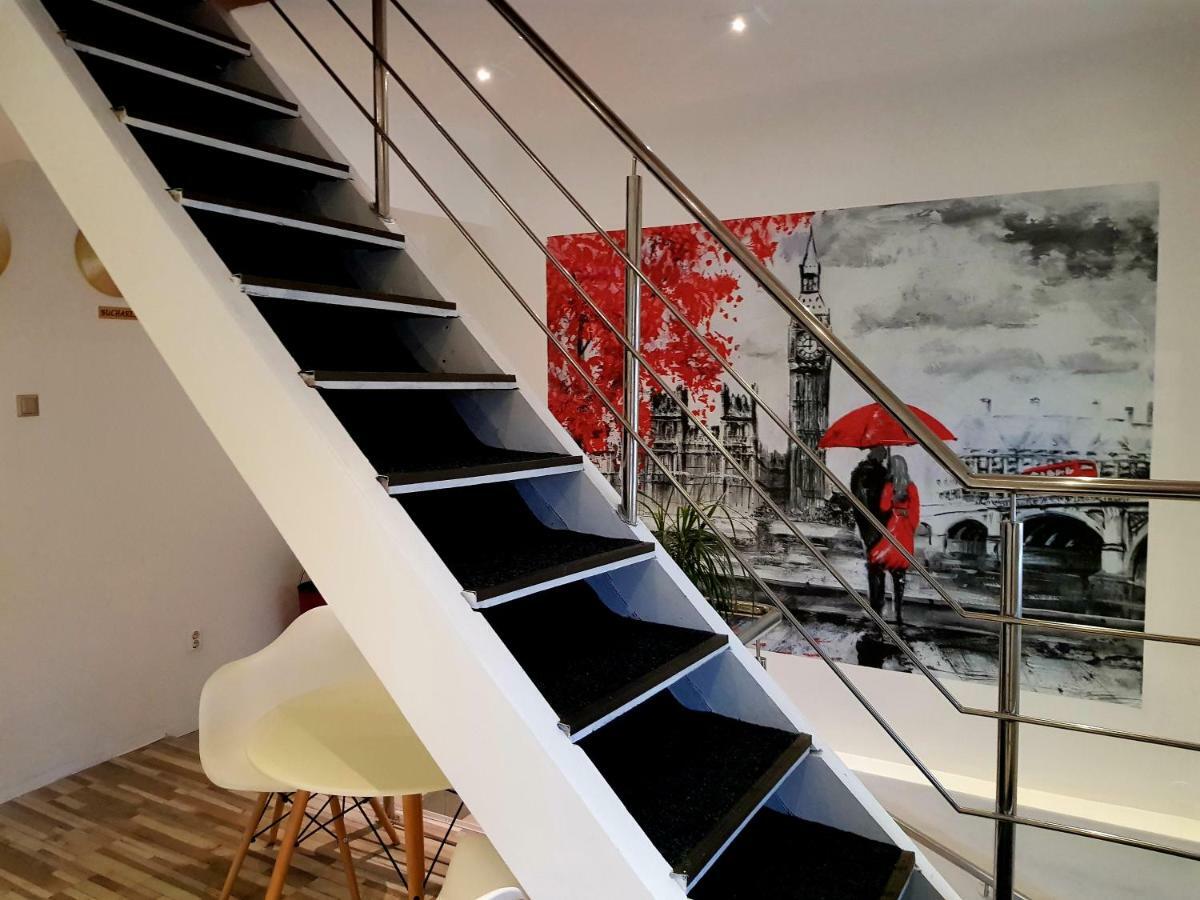 Art Boutique Central Târgu Jiu エクステリア 写真